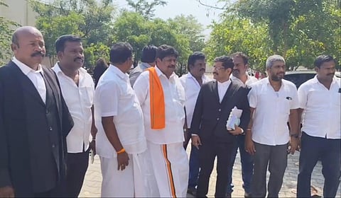 தருமபுரியில் பாஜக மாநில துணைத் தலைவர் கே.பி.ராமலிங்கம் செய்தியாளர்களைச் சந்தித்தார்.