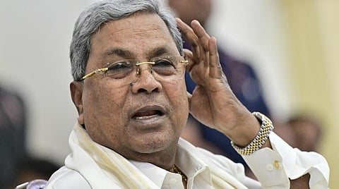 நில மோசடி வழக்கில் சித்தராமையா பதிலளிக்க கர்நாடக உயர் நீதிமன்றம் உத்தரவு