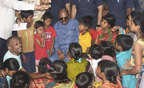 ‘மக்களின் முக்கிய கோரிக்கை...’ - வன்முறையால் பாதிக்கப்பட்டோரை சந்தித்த மேற்கு வங்க ஆளுநர் விவரிப்பு