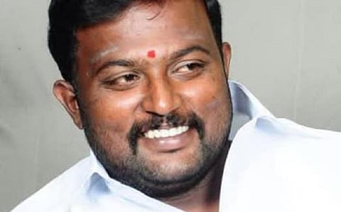 புதுச்சேரியில் பாஜக மாநில இளைஞரணி துணைத் தலைவர் வெட்டிக் கொலை