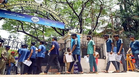 நீட் தேர்வில் இருந்து தமிழகத்துக்கு விலக்கு அளிக்க வேண்டும்: பாமக, மார்க்சிஸ்ட் வலியுறுத்தல்