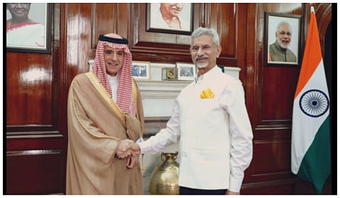 இந்தியா - பாகிஸ்தான் மோதல்: ஜெய்சங்கருடன் சவுதி அமைச்சர் திடீர் சந்திப்பு
