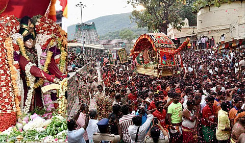 மதுரை அழகர்கோவிலிலிருந்து மதுரைக்கு தங்கப்பல்லக்கில் புறப்பட்ட கள்ளழகரை பக்தர்கள் மலர்தூவி வரவேற்றனர் | படங்கள்: நா.தங்கரத்தினம்