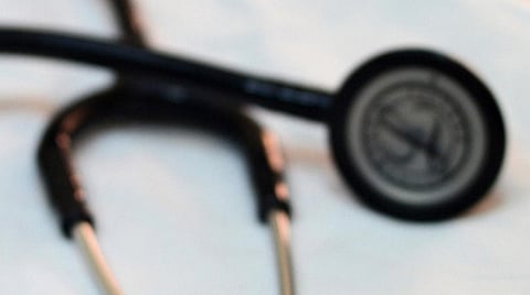 தேசிய மருத்துவ ஆணையத்தின் விதிமுறைகளை அரசு மருத்துவ கல்லூரிகள் முழுமையாக நிறைவேற்ற வேண்டும்: மருத்துவர்கள் சங்கம் வலியுறுத்தல்