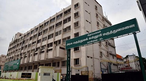 கீழ்ப்பாக்கம் அரசு மருத்துவமனையில் மின் தடையால் நோயாளிகள் அவதி