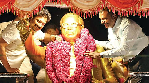 அம்பேத்கர் சிலையை அவர் திறப்பதா? - உதயநிதிக்கு எதிராக உஷ்ணமான விசிக!