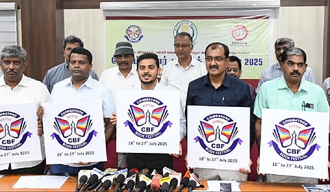 கோவை புத்தக திருவிழா - 2025-க்கான இலச்சினையை மாவட்ட ஆட்சியர் பவன்குமார் க.கிரியப்பனவர் வெளியிட்டார்