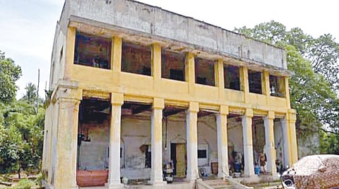 திருச்சி உறையூர் திருத்தாந்தோணி சாலையில் உள்ள எம்ஜிஆர் பங்களா. படம்: ர. செல்வமுத்துகுமார்