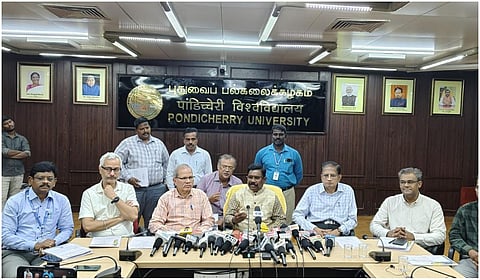“100 பேராசிரியர்கள் நியமிக்கப்படுவர்” - புதுச்சேரி மத்திய பல்கலை. துணைவேந்தர் தகவல்
