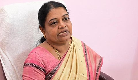 பெண்களை மதிக்க ஆண் பிள்ளைகளுக்கு கற்றுக் கொடுக்க வேண்டும்: அமைச்சர் கீதா ஜீவன் அறிவுறுத்தல்