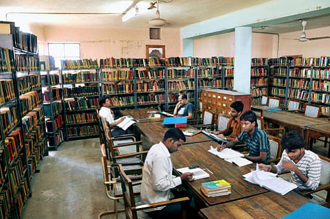 ஒருங்கிணைந்த தொழில்நுட்ப பணிகள் தேர்வு: நூலகர் பதவிக்கு நேரடி சான்றிதழ் சரிபார்ப்பு