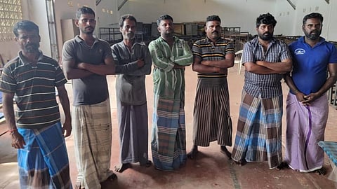 இலங்கை கடற்படையினரால் ராமேசுவரம் மீனவர் 7 பேர் கைது