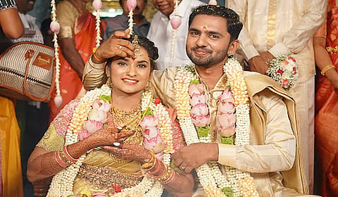 அரசியல் அழுத்தம் இருப்பதால் ரிதன்யா தற்கொலை வழக்கை சிபிஐக்கு மாற்ற வேண்டும்: குடும்பத்தினர் கோரிக்கை