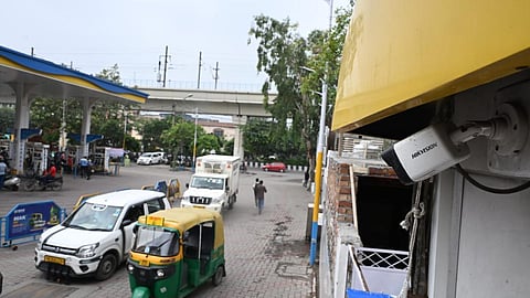 காற்றுத் தர மேலாண்மை ஆணைய உத்தரவுப்படி டெல்லியில் 62 லட்சம் வாகனங்களுக்கு பெட்ரோல், டீசல் வழங்கப்படவில்லை