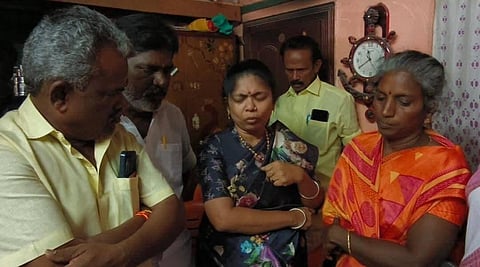 தமிழரசி எம்எல்ஏவுடன் திலகபாமா வாக்குவாதம்