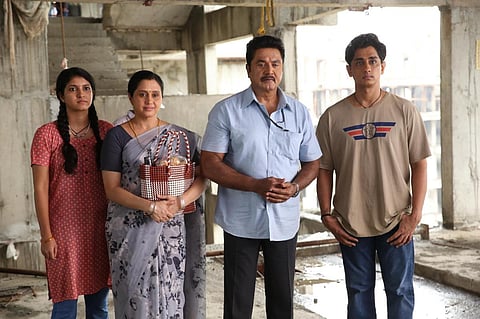 3 BHK விமர்சனம்: சரத்குமார், சித்தார்த் ஆதிக்கத்தில் மிடில் கிளாஸ் வாழ்வியல் அனுபவம் எப்படி?