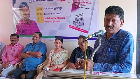 நாமக்கல் அருகே லத்துவாடியில் நடைபெற்ற நூல் வெளியீட்டு விழாவில் ஓய்வு பெற்ற ஐஏஎஸ் அதிகாரி சகாயம் பேசினார்.