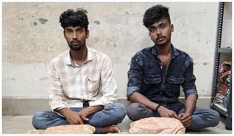 சென்னை வந்த விரைவு ரயிலில் 13 கிலோ கஞ்சா கடத்தல்: சிவகங்கையை சேர்ந்த இருவர் கைது