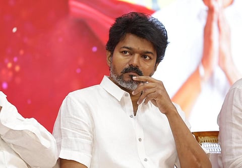 போலீஸ் விசாரணையின்போது உயிரிழந்தவர்கள் குடும்பத்துடன் தவெக தலைவர் விஜய் சந்திப்பு