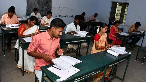 645 காலியிடங்களுக்கு செப்.28-ல் குரூப் 2 தேர்வு: குரூப்-2 ஏ தேர்வுமுறையில் மாற்றம் செய்து அறிவிப்பு வெளியீடு