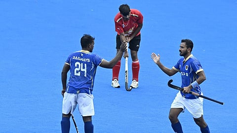 முருகப்பா ஹாக்கி அரை இறுதியில் ரயில்வேஸ், ஐஓசி மோதல்