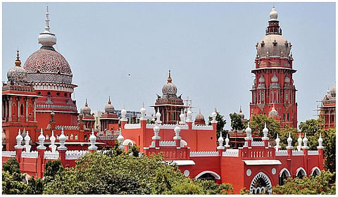 தமிழக எம்.பி, எம்எல்ஏ-க்கள் மீதான ஊழல் வழக்கு: தவெக மனு மீது 12 வாரங்களில் முடிவெடுக்க உத்தரவு
