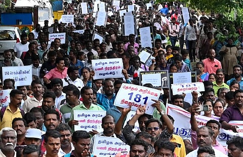 ‘வாக்குறுதி 181-ஐ நிறைவேற்றுக’ - சென்னையில் 3,000+ பகுதிநேர ஆசிரியர்கள் திரண்டு பேரணி!