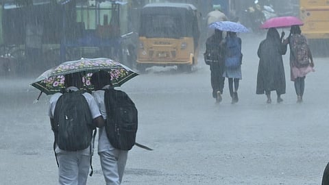 கோவை, நீலகிரி மாவட்டங்களில் இன்று கனமழைக்கு வாய்ப்பு