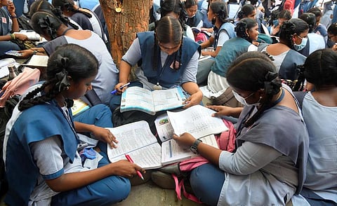 10% இட ஒதுக்கீடு: மாணவர் நலனில் புதுச்சேரியின் அக்கறை