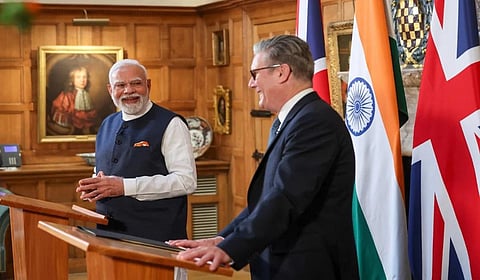 மோடியின் கனிவால் நெகிழ்ந்த மொழிபெயர்ப்பாளர்