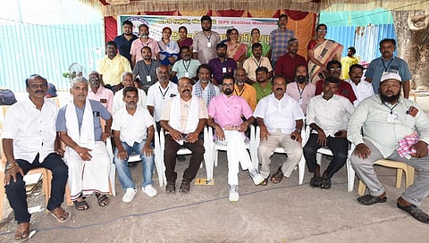 72 நாள் தொடர் உண்ணாவிரத போராட்டத்தை முடித்துவைத்த பழைய ஓய்வூதிய திட்டத்துக்கான தேசிய இயக்கத்தின் தலைவர் மஞ்சித்சிங் படேல் - படம்: எல்.சீனிவாசன்.