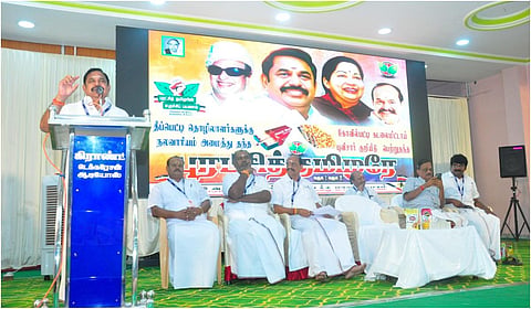 பிளாஸ்டிக் லைட்டர்களை தடை செய்ய மத்திய அரசை வலியுறுத்துவோம்: கோவில்பட்டியில் இபிஎஸ் உறுதி