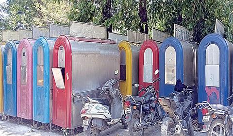 செங்கல்பட்டு மாவட்ட நகராட்சிகளில் கரையானுக்கு இரையாகும் ‘ஸ்மார்ட்’ கடைகள்