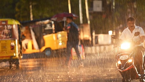 10 மாவட்டங்களில் இன்று கனமழை