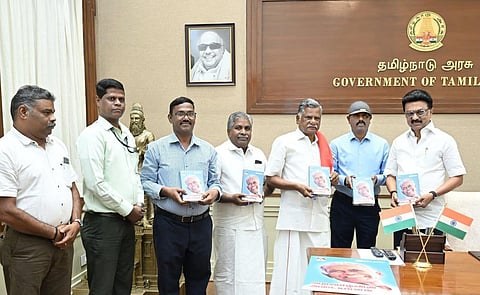 ஆர்.நல்லகண்ணு நூற்றாண்டு சிறப்பு வெளியீடு: ‘அறவாழ்வின் அடையாளம்’ நூலை முதல்வர் ஸ்டாலின் வெளியிட்டார்!