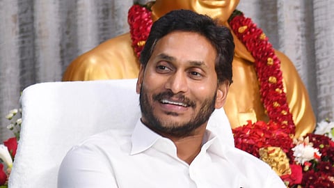 “ரேவந்த் மூலம் சந்திரபாபு நாயுடுவுடன் ‘தொடர்பில்’ இருக்கிறார் ராகுல்” - ஜெகன் மோகன் ரெட்டி பகீர்