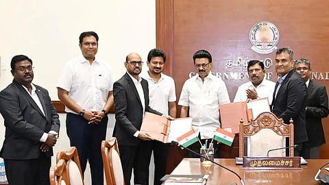 செங்கல்பட்டில் ரூ.700 கோடி முதலீட்டில் மின் கருவிகள் உற்பத்தி ஆலை: முதல்வர் முன்னிலையில் ஒப்பந்தம்