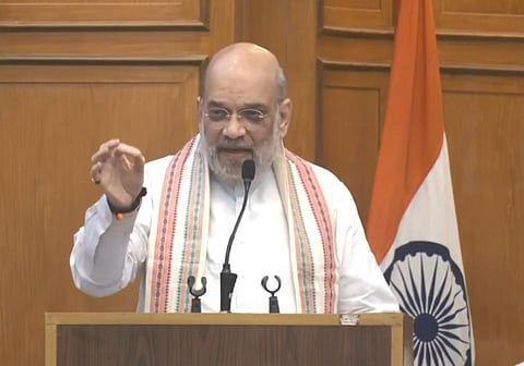 சபாநாயகர் பதவியின் கண்ணியத்தை அதிகரிக்க பாடுபட வேண்டும்: அமித் ஷா