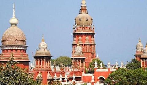 தூய்மைப் பணியாளர்களுக்கு ஆதரவாக போராடிய வழக்கறிஞர்கள் மீதான வழக்குகளை கைவிட முடியாது: நீதிமன்றத்தில் அரசு திட்டவட்டம்