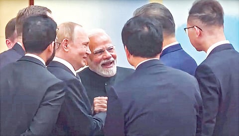 சீன சமூக வலைதளங்களில் முதலிடம் பிடித்த பிரதமர் நரேந்திர மோடி