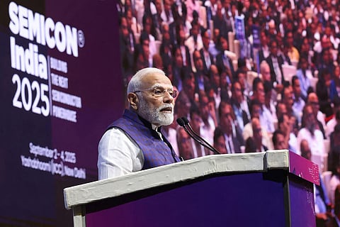 செமிகான் இந்தியா 2025 மாநாட்டை தொடங்கிவைத்து உரை நிகழ்த்தும் பிரதமர் மோடி