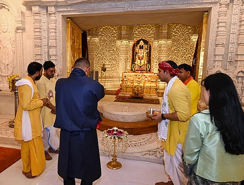 அயோத்தி ராமர் கோயிலில் பூட்டான் பிரதமர் ஷெரிங் டோப்கே வழிபாடு