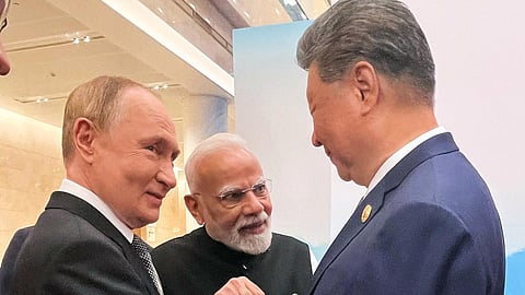 இந்தியாவையும், ரஷ்யாவையும் இருண்ட சீனாவிடம் நாம் இழந்துவிட்டோம்: டொனால்டு ட்ரம்ப்