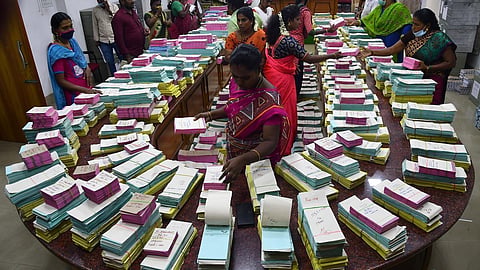 கர்நாடகாவில் வாக்குச்சீட்டு முறையில் உள்ளாட்சி தேர்தல்