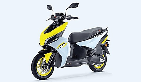 நாட்டிலேயே முதல் முறையாக 150சிசி ஹைப்பர் ஸ்போர்ட் ஸ்கூட்டர்: டிவிஎஸ் நிறுவனம் அறிமுகம்