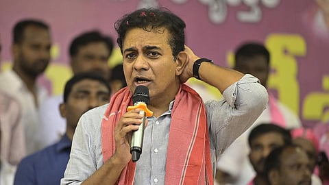 ராகுல் காந்தி தெலங்கானாவில் 'எம்எல்ஏ திருட்டில்' ஈடுபடுகிறார்: கேடிஆர் குற்றச்சாட்டு