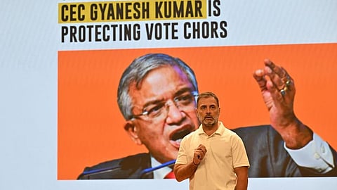 நாடு முழுவதும் ஆன்லைன் மூலம் பல லட்சம் வாக்காளர்கள் நீக்கம்: தேர்தல் ஆணையத்துக்கு ராகுல் காந்தி கெடு