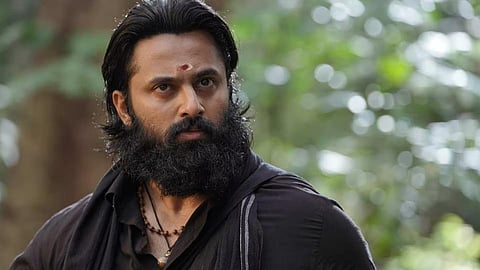 நடிகர் உன்னி முகுந்தனுக்கு நீதிமன்றம் சம்மன்