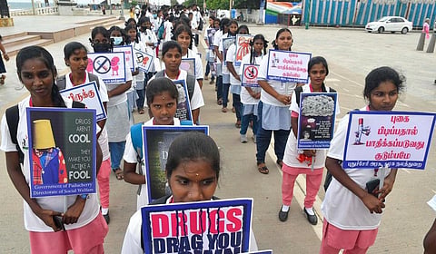 விரைவில் சாத்தியமாகட்டும் போதை இல்லா இந்தியா!