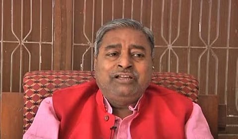 வினய் கட்டியார்